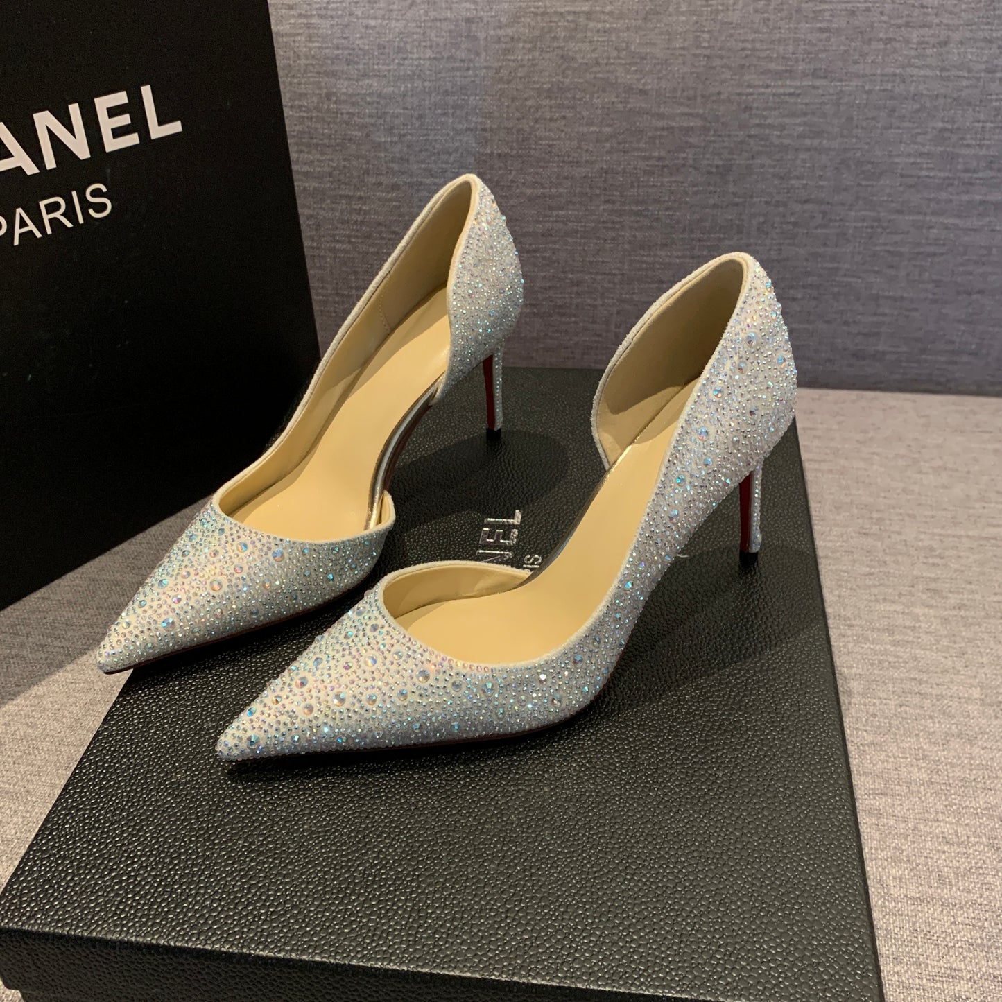 2024 Sexy Custom Color Diamonds Bling Pointed Toe High Heel Pumps Shoes Wedding Shoes